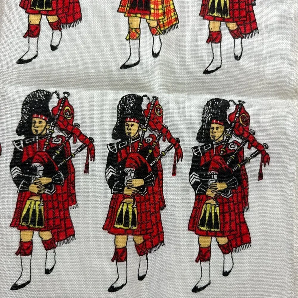NWOT Ireland Irish Linen Tea Towel or Wall Handing  Pipes & Drums Reg.#7792